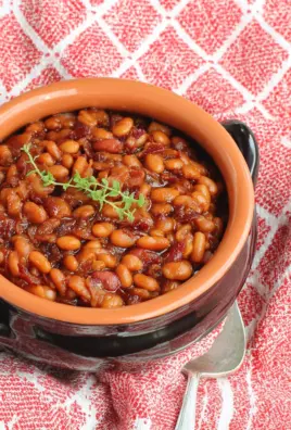 Crockpot Bacon-Bourbon Baked Beans