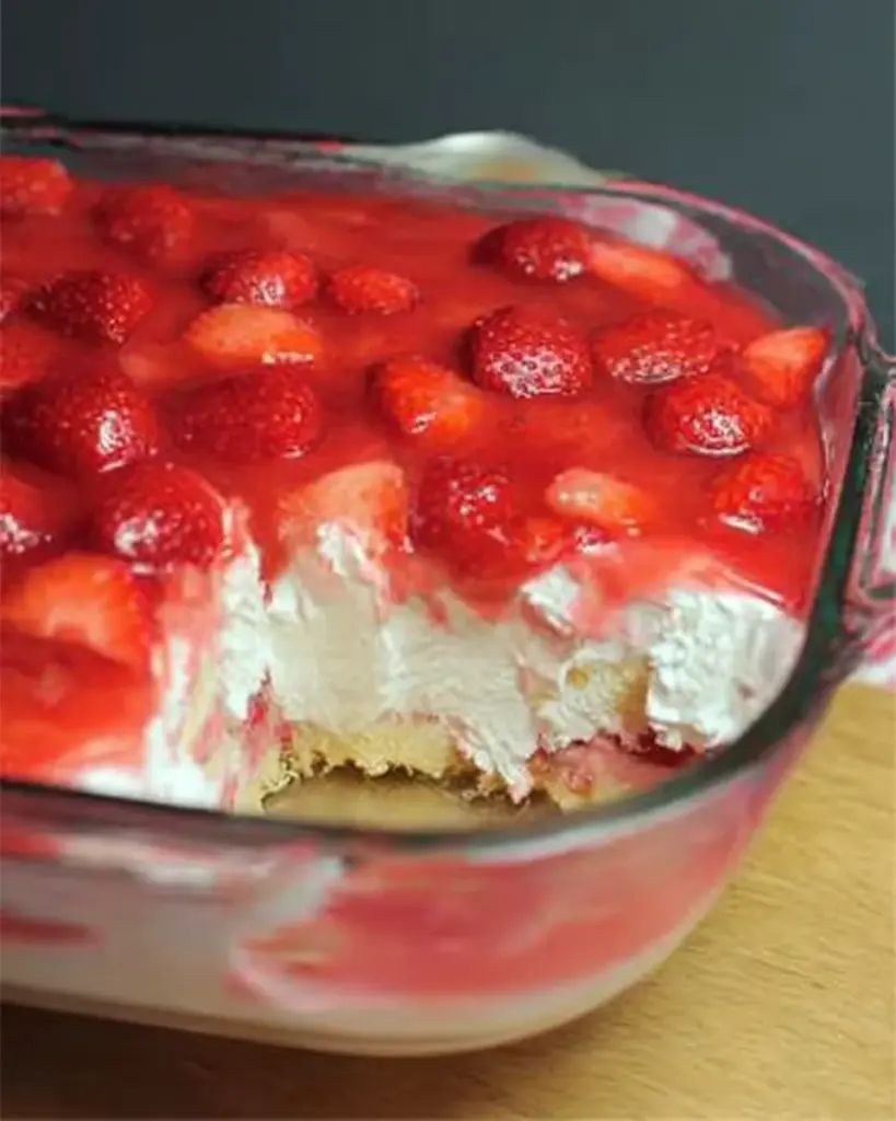 Strawberry angel food cake lush