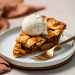 Apple Pie à la Mode (Apple Pie with Ice Cream Recipe)