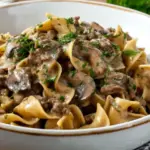 One Pan Ground Beef Stroganoff